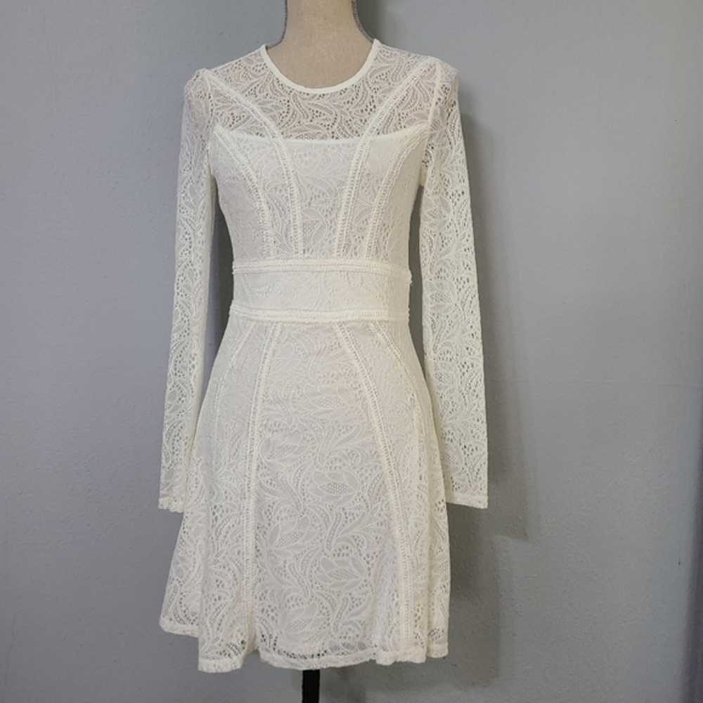 Bardot Tiana Lace Long Sleeve Small